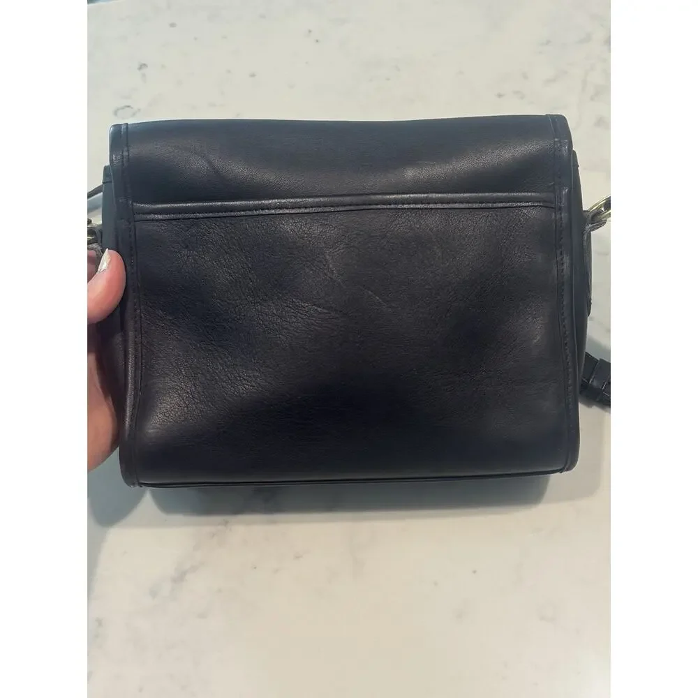 COACH Rare Vintage Devon Turnlock Crossbody Bag Original Unique Serial Black USA